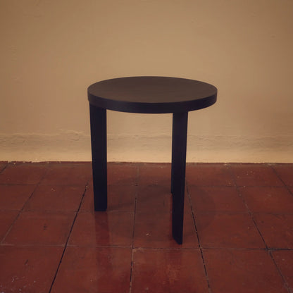 SKINNY SIDE TABLE